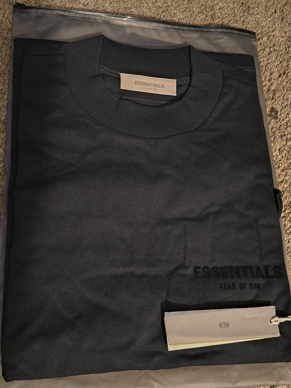 Fear Of God Essentials Men’s Black Short Sleeve Crewneck Tee(Stretch Limo)